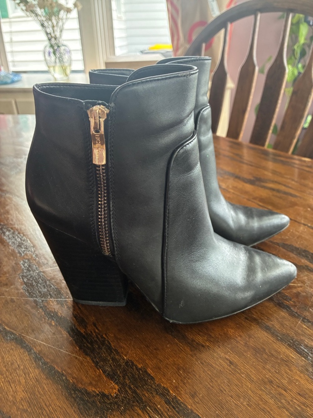 BCBGeneration Black Leather Pointed Ankle Booties with Gold Zipper